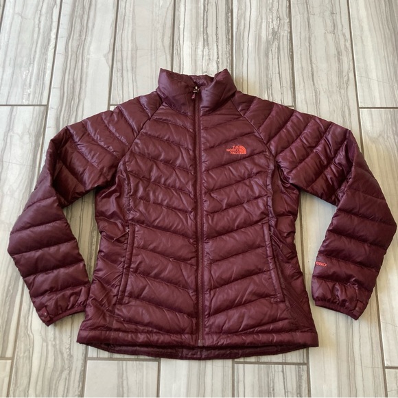 The North Face Jackets & Blazers - The North Face 550 Down jacket. EUC